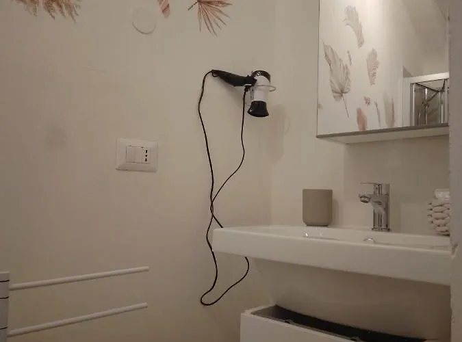 Guazzo - Self Check-in * Parma